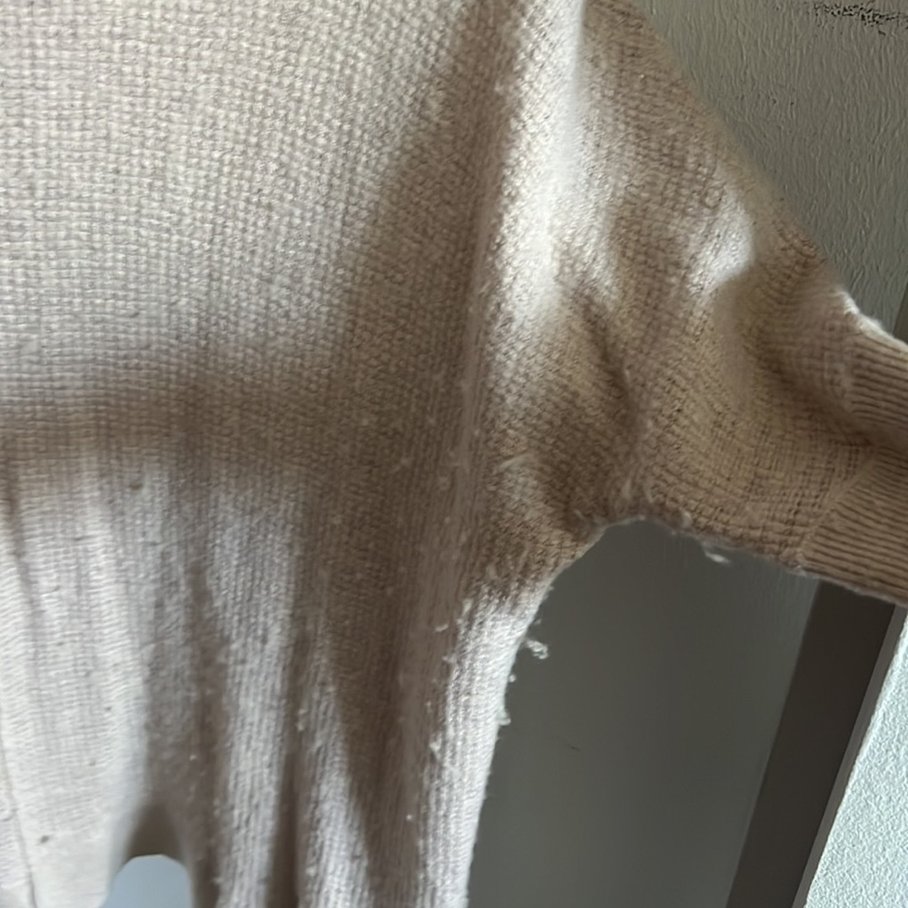 Sweater - Picture 4 of 5
